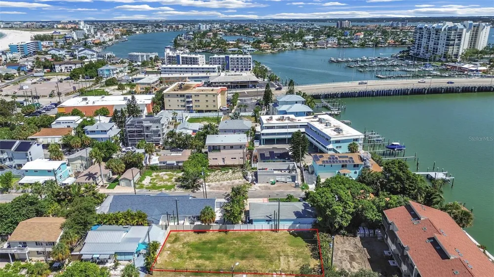 140 92ND AVENUE Treasure Island, FL 33706