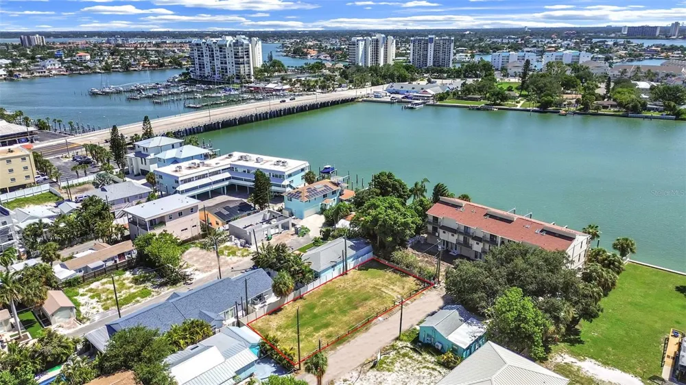 140 92ND AVENUE Treasure Island, FL 33706