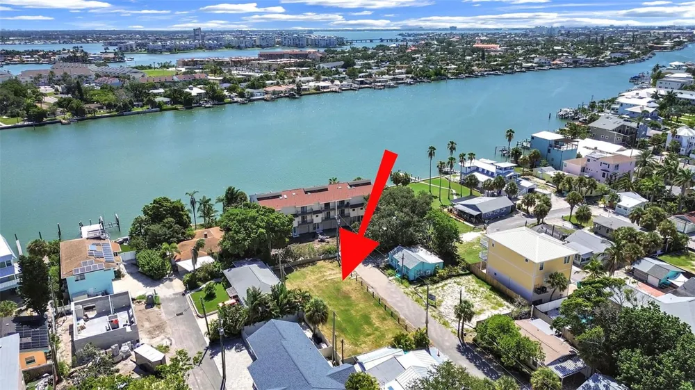 140 92ND AVENUE Treasure Island, FL 33706