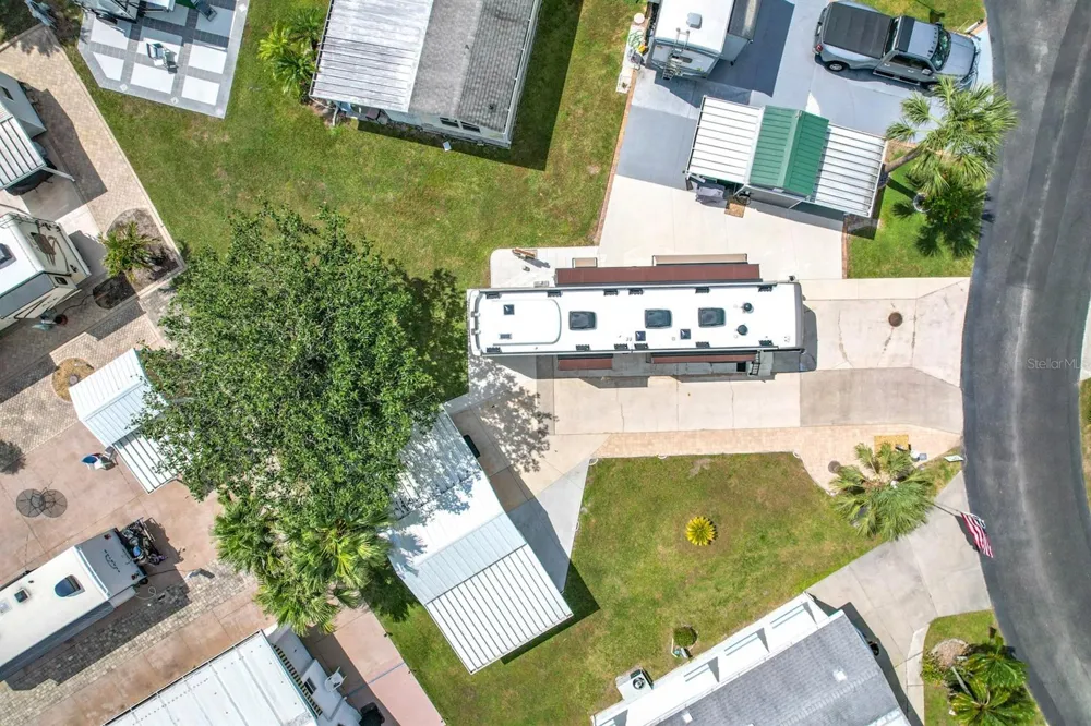 190 BIG PINE AVENUE S Frostproof, FL 33843