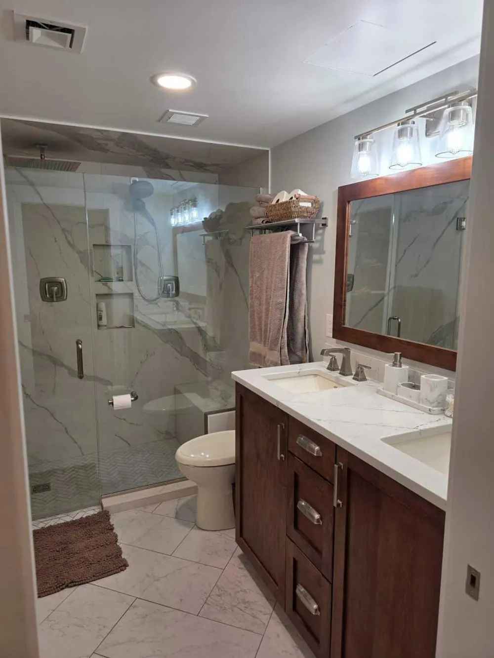 122 Campau Circle NW Grand Rapids City, MI 49503