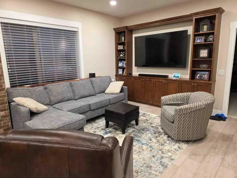 122 Campau Circle NW Grand Rapids City, MI 49503