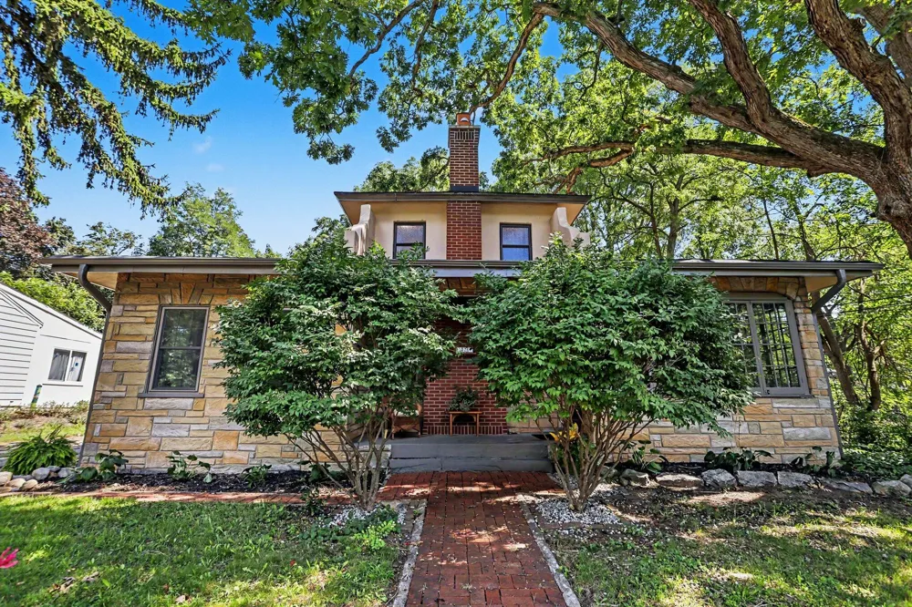 129 S Berkley Street Kalamazoo Charter Township, MI 49006