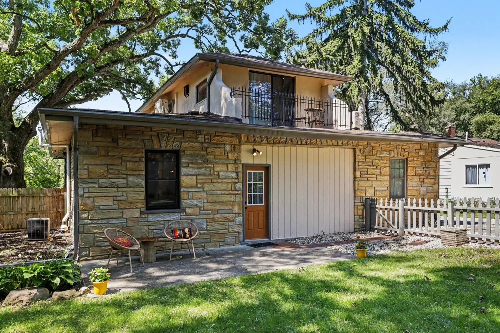 129 S Berkley Street Kalamazoo Charter Township, MI 49006