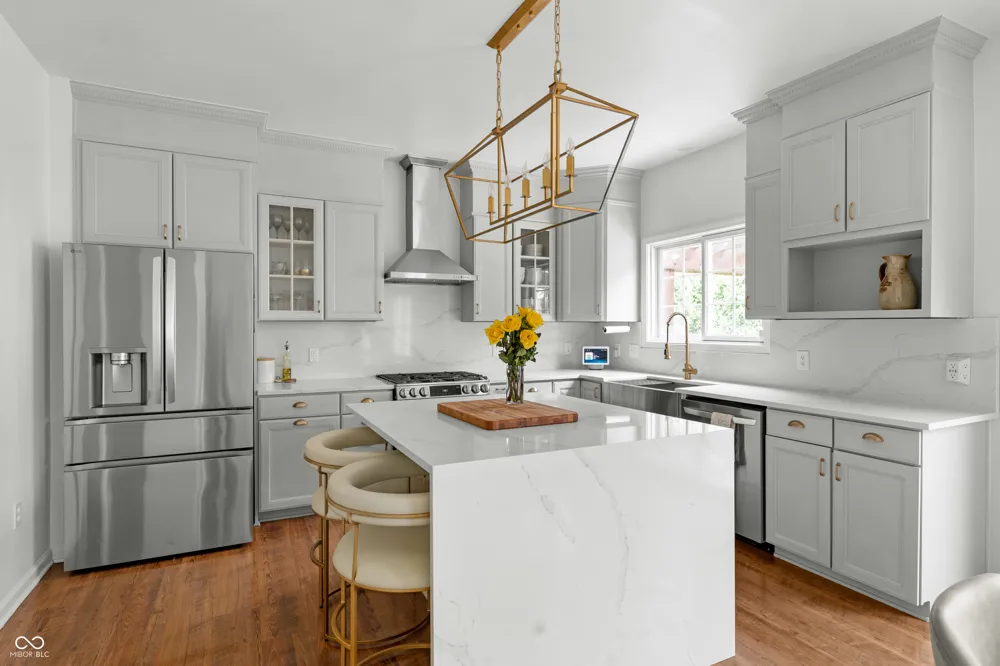 12135 Ashland Drive Fishers, IN 46037