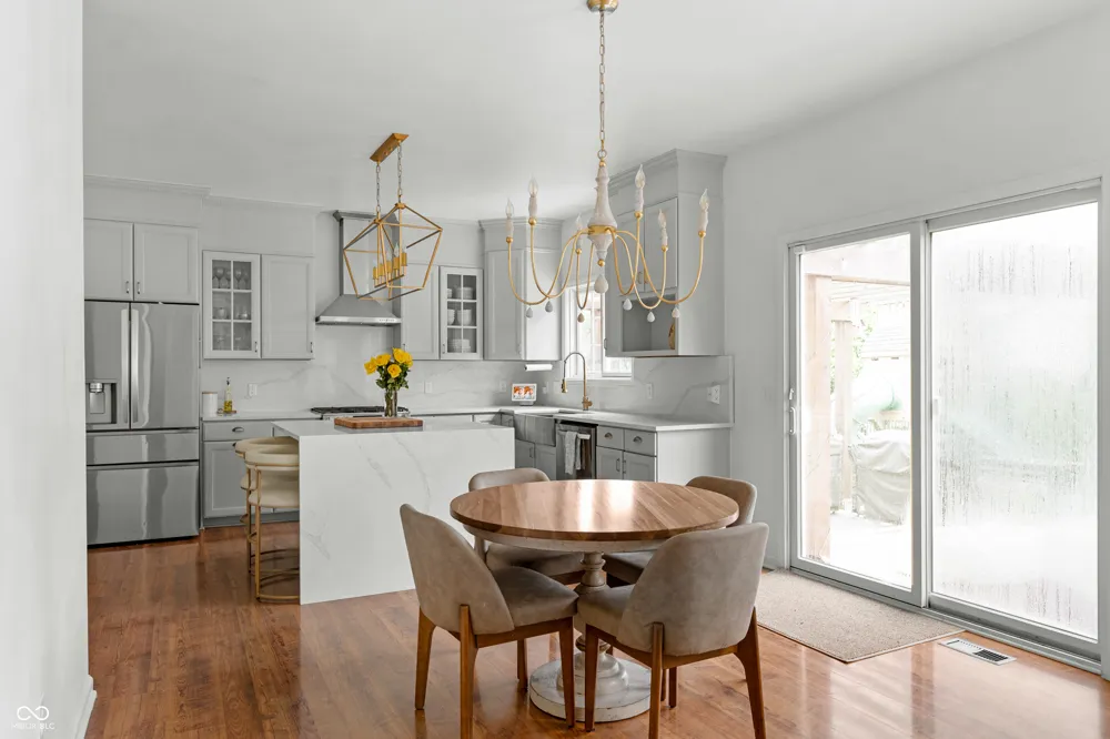 12135 Ashland Drive Fishers, IN 46037