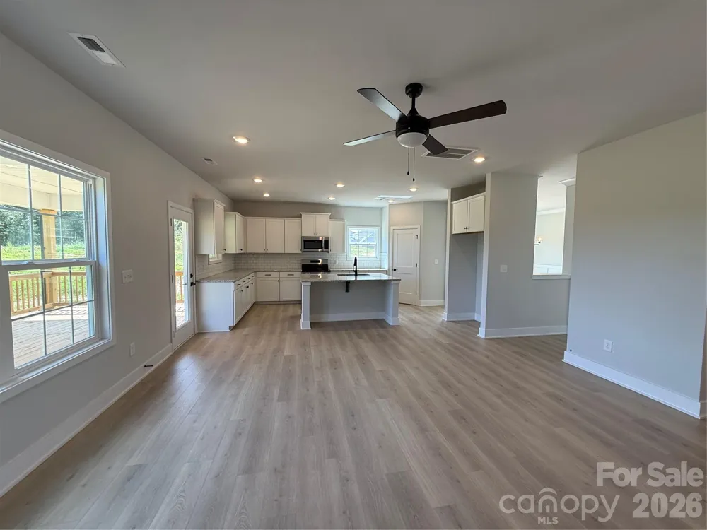 158 Kerr Walk Drive #26 Statesville, NC 28677