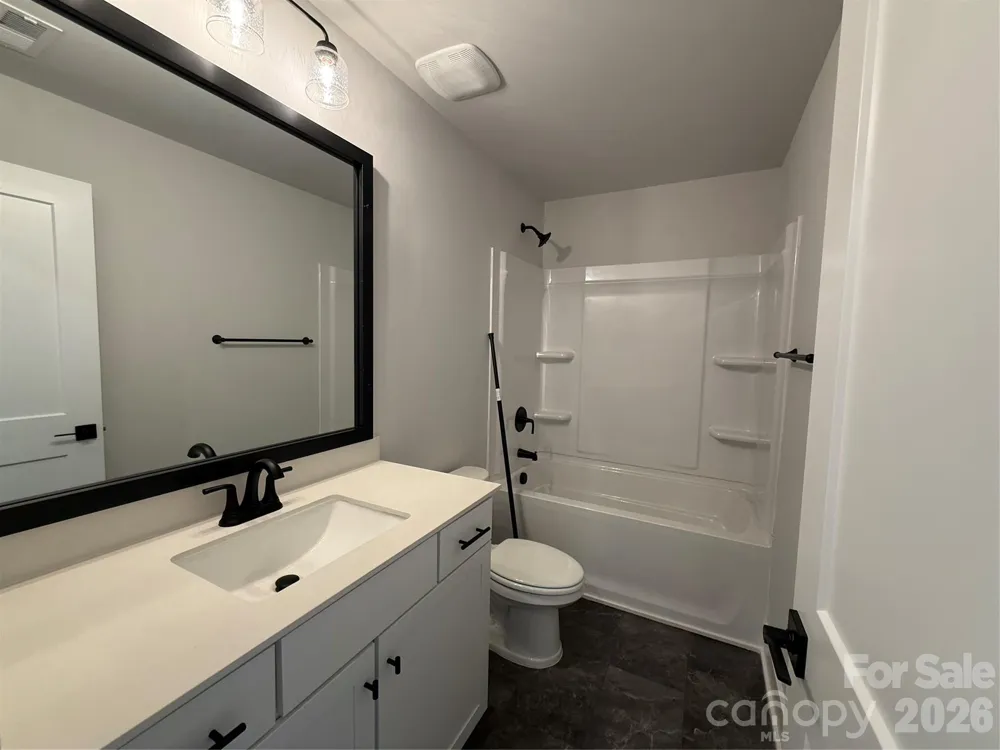 158 Kerr Walk Drive #26 Statesville, NC 28677