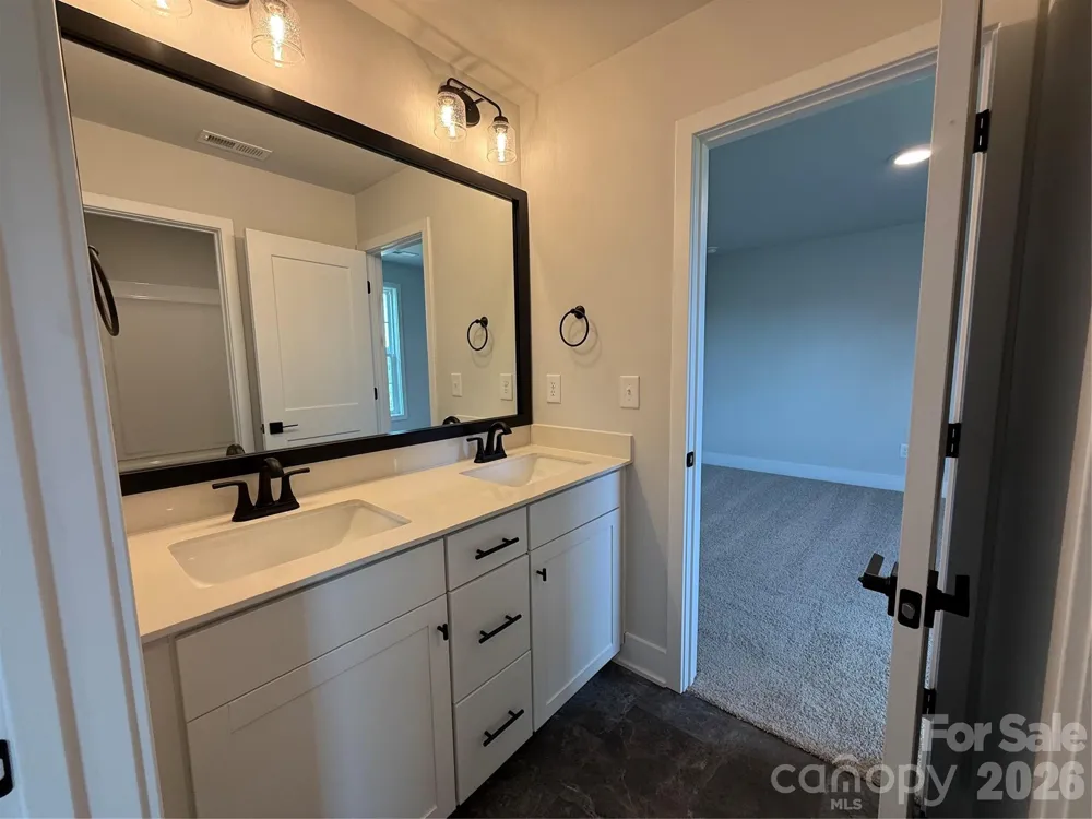 158 Kerr Walk Drive #26 Statesville, NC 28677