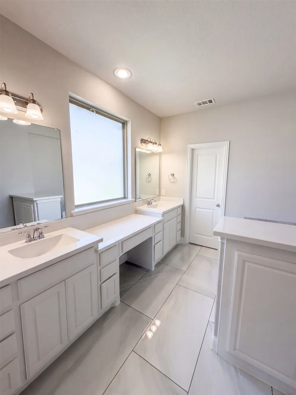 9920 Pikes Peak Place Little Elm, TX 75068