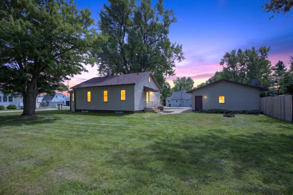 514 Fern Avenue Jackson, MI 49202