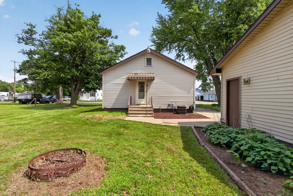514 Fern Avenue Jackson, MI 49202