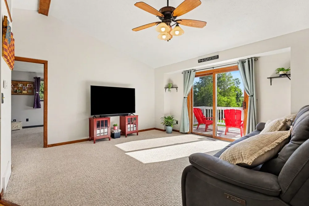 13955 Pine Lake Avenue NE Cedar Springs, MI 49319