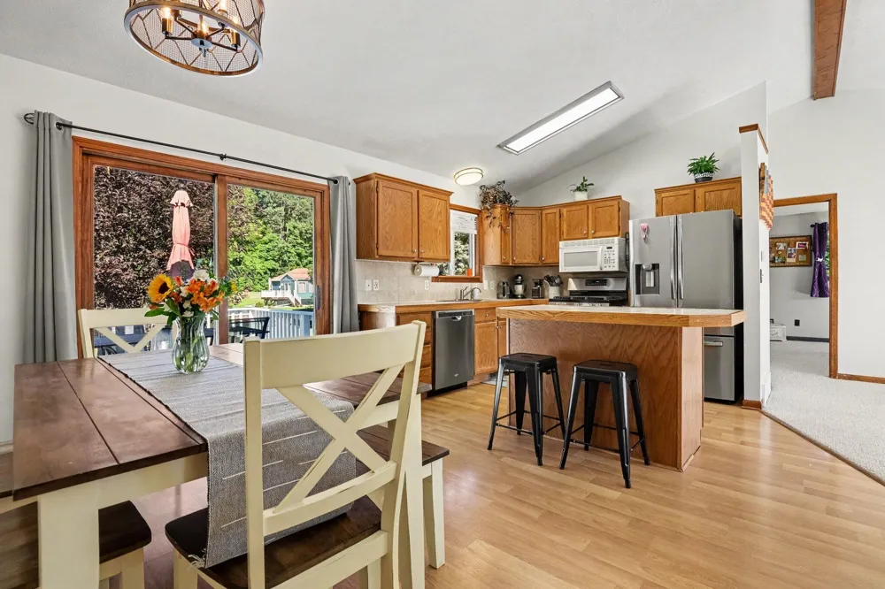 13955 Pine Lake Avenue NE Cedar Springs, MI 49319