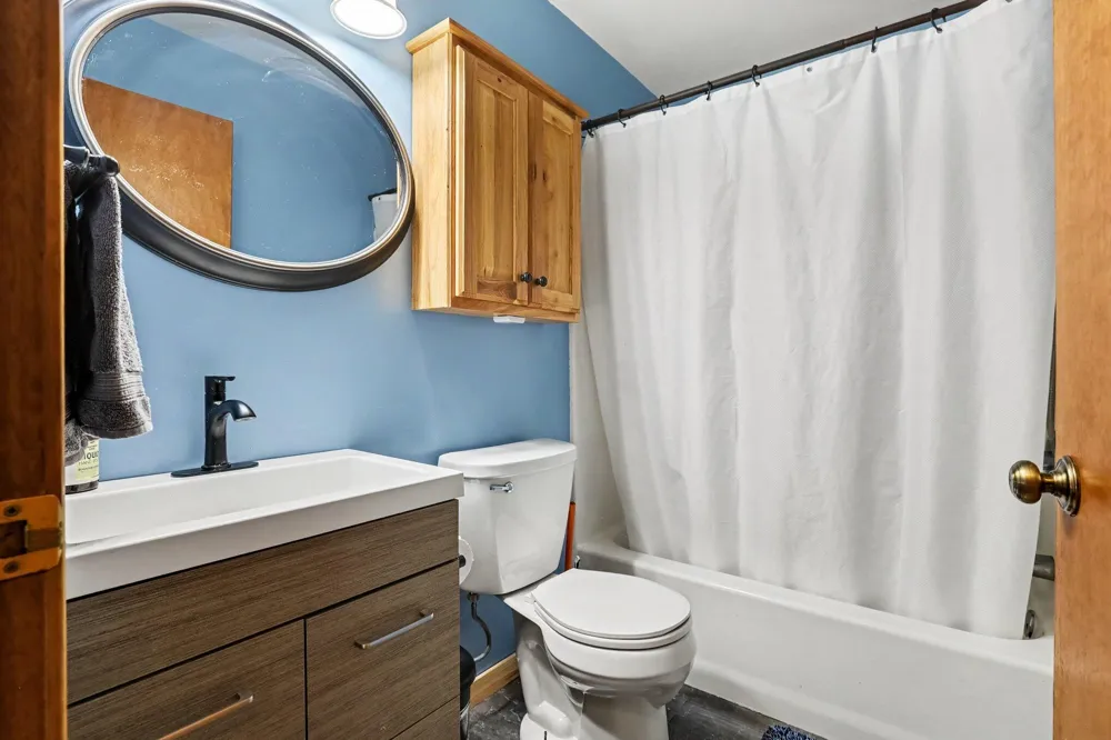 13955 Pine Lake Avenue NE Cedar Springs, MI 49319
