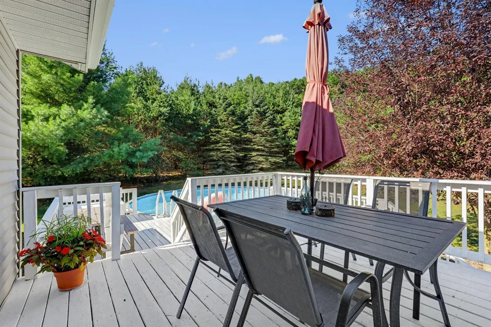 13955 Pine Lake Avenue NE Cedar Springs, MI 49319