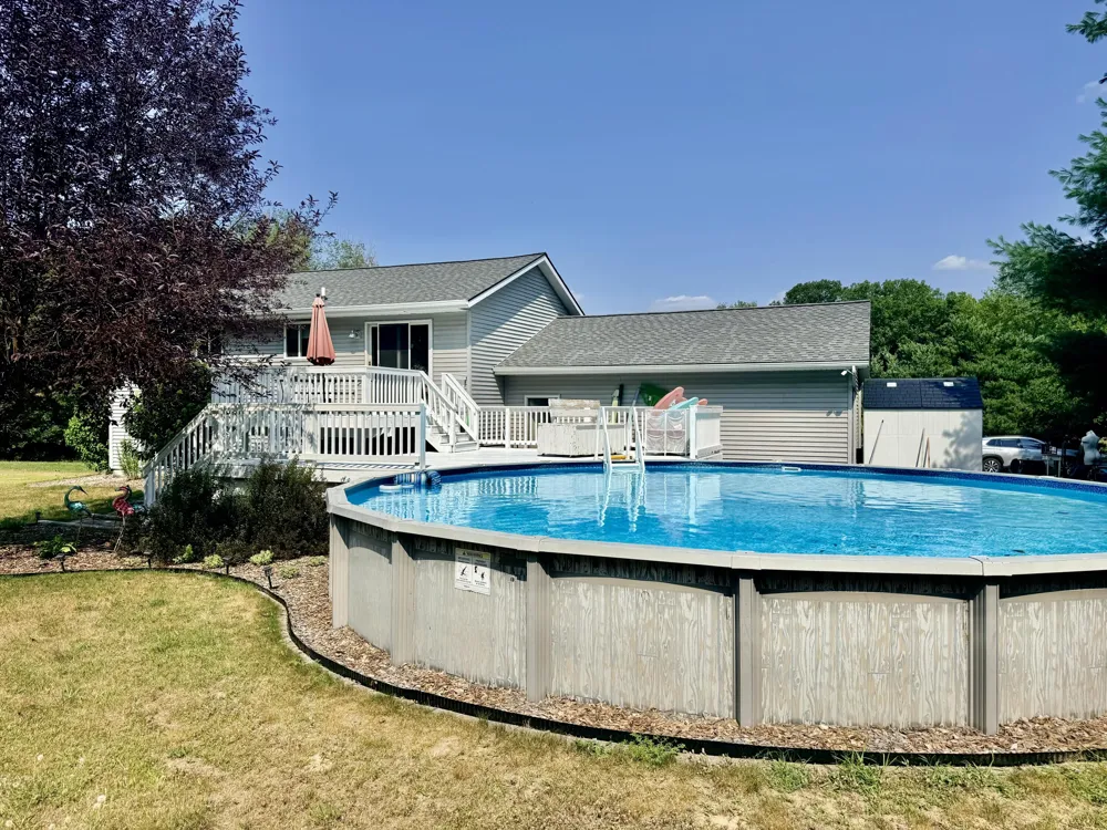 13955 Pine Lake Avenue NE Cedar Springs, MI 49319