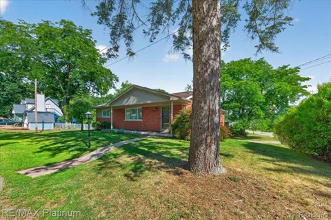 618 Chicago Drive
