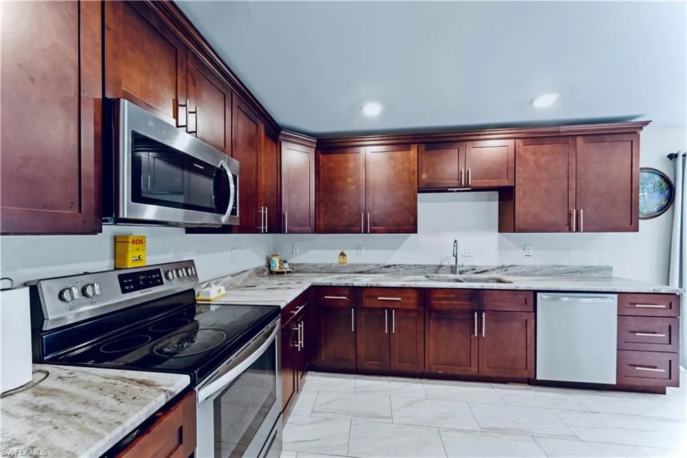 904 8th Avenue Lehigh Acres, FL 33972