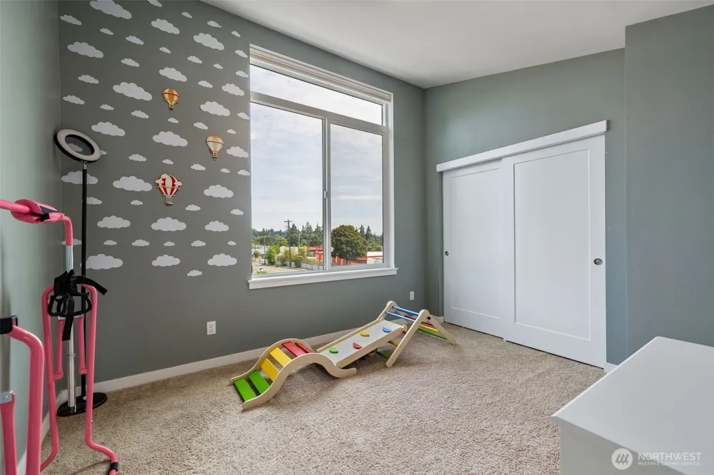 22924 79th Lane W #A Edmonds, WA 98026