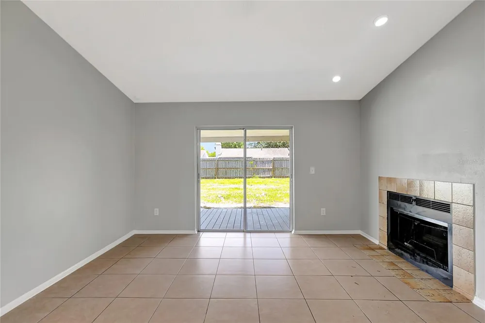1212 COOLMONT DRIVE Brandon, FL 33511