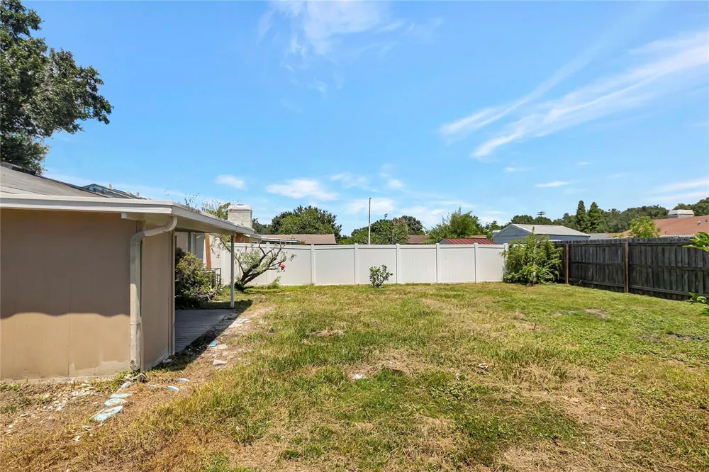 1212 COOLMONT DRIVE Brandon, FL 33511