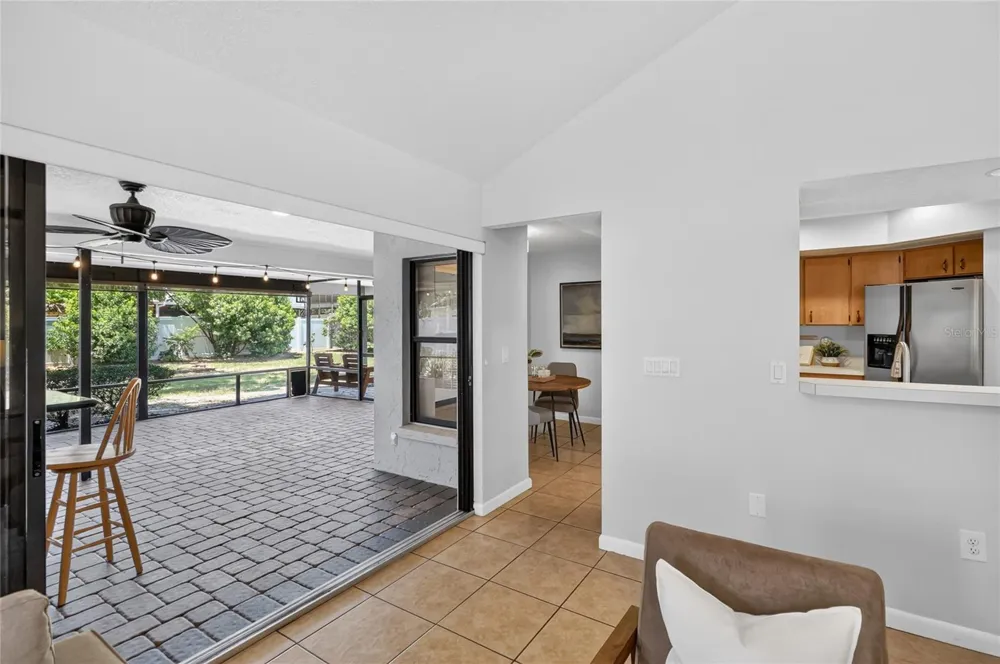 1202 VALENCIA LANE Auburndale, FL 33823