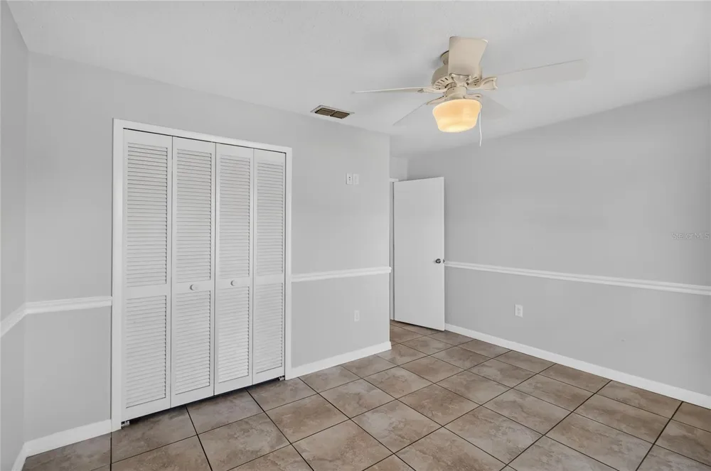 1202 VALENCIA LANE Auburndale, FL 33823