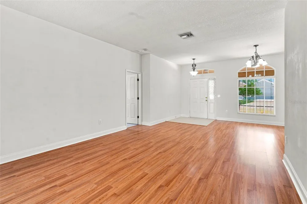 30501 IVERSON DRIVE Wesley Chapel, FL 33543
