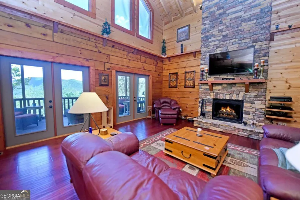 327 Prospectors PASS Ellijay, GA 30536