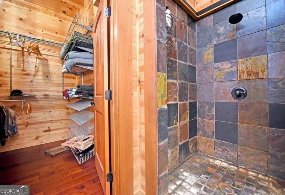 327 Prospectors PASS Ellijay, GA 30536