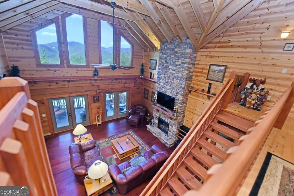 327 Prospectors PASS Ellijay, GA 30536
