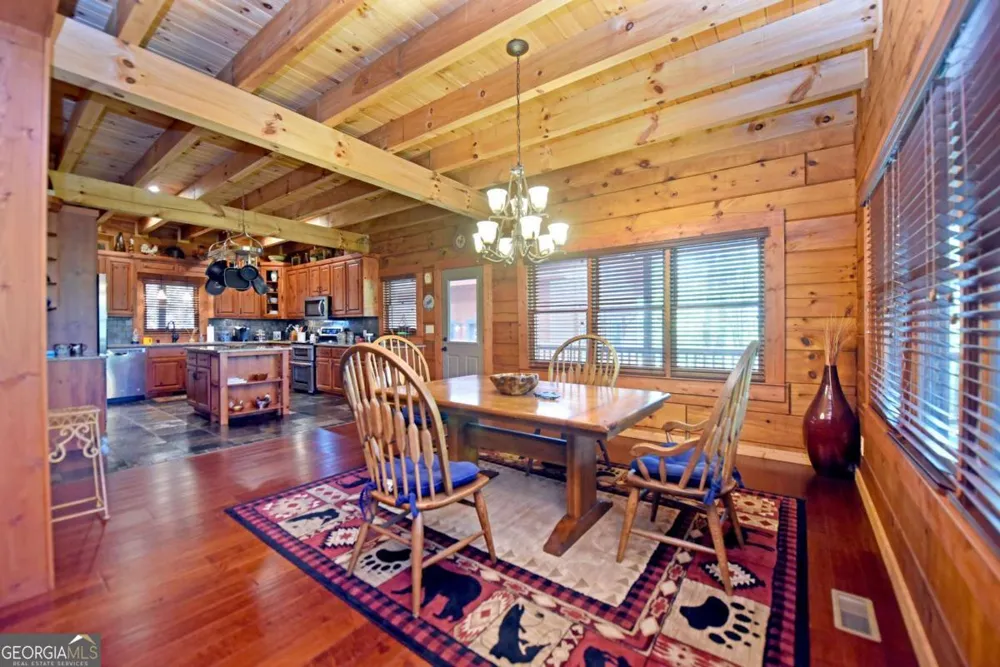 327 Prospectors PASS Ellijay, GA 30536