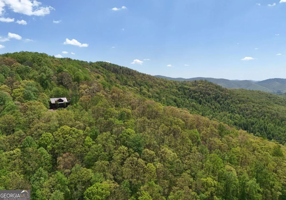 327 Prospectors PASS Ellijay, GA 30536