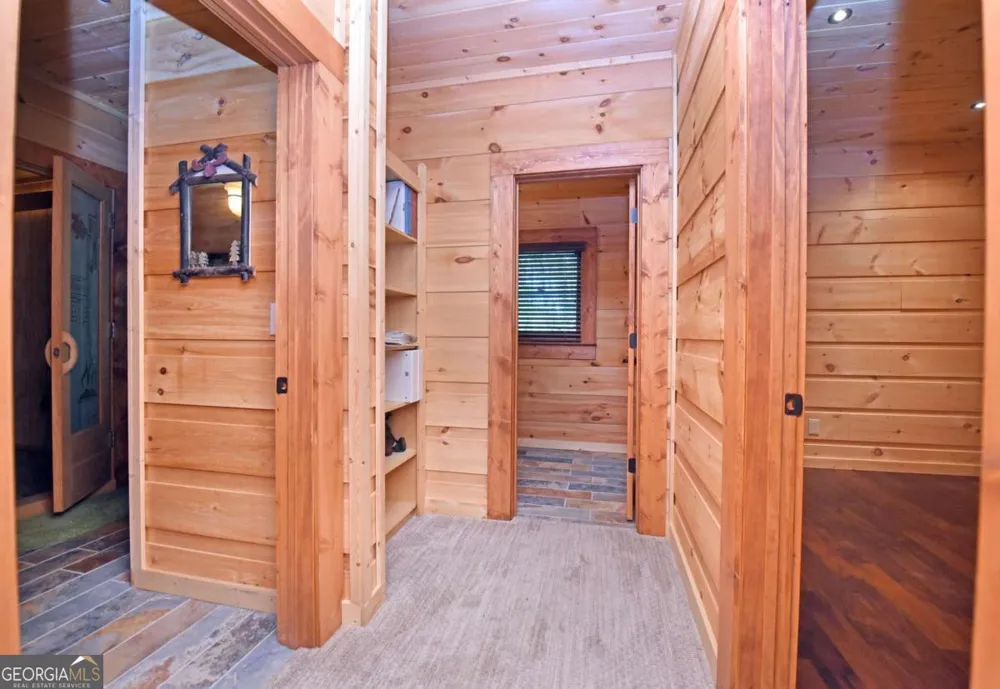 327 Prospectors PASS Ellijay, GA 30536