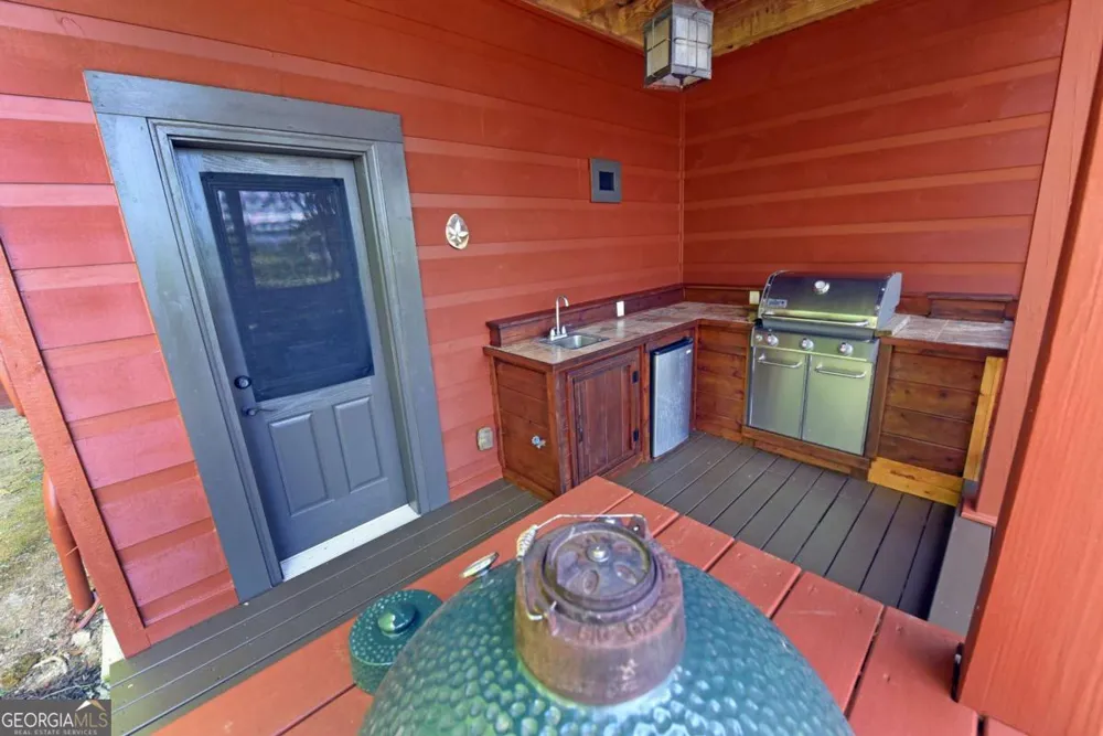 327 Prospectors PASS Ellijay, GA 30536
