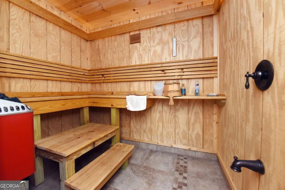 327 Prospectors PASS Ellijay, GA 30536