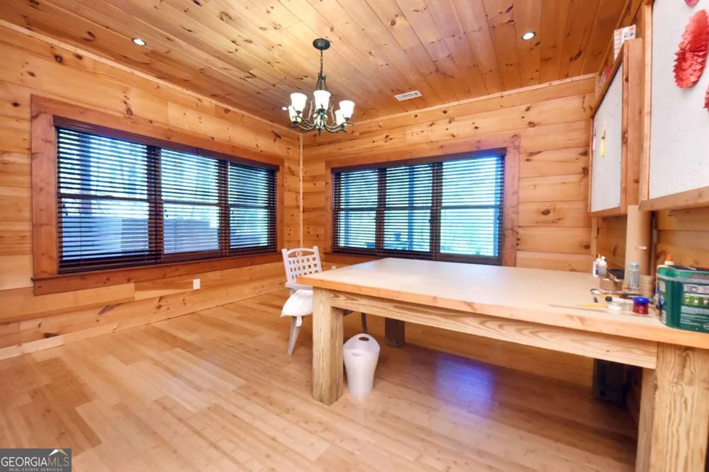 327 Prospectors PASS Ellijay, GA 30536