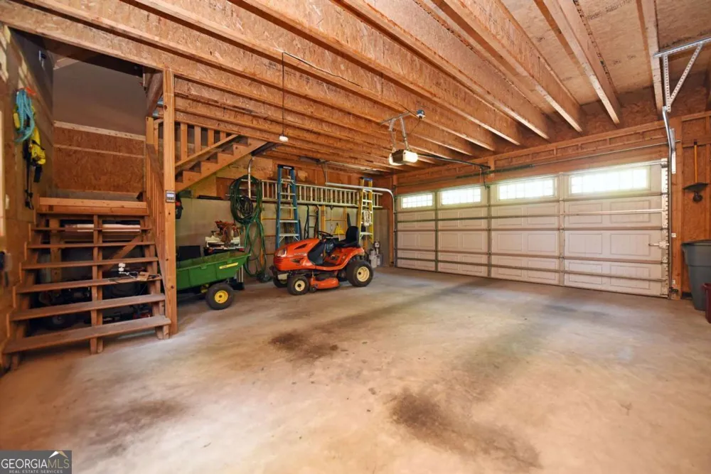 327 Prospectors PASS Ellijay, GA 30536