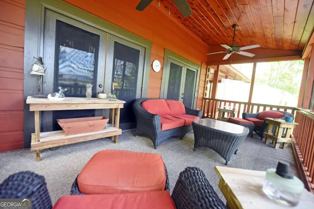 327 Prospectors PASS Ellijay, GA 30536