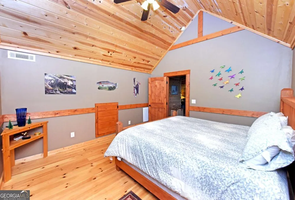 327 Prospectors PASS Ellijay, GA 30536