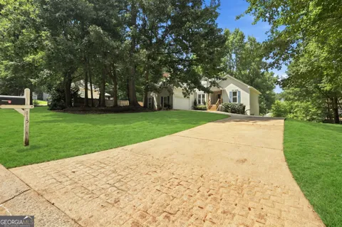 115 Camden Woods PL