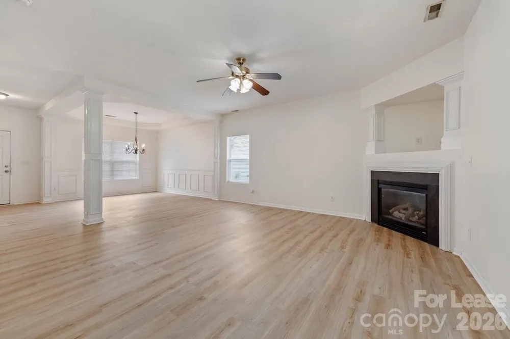 7007 Advocator Lane Charlotte, NC 28216