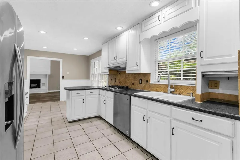 3722 Southgate Drive SW Lilburn, GA 30047