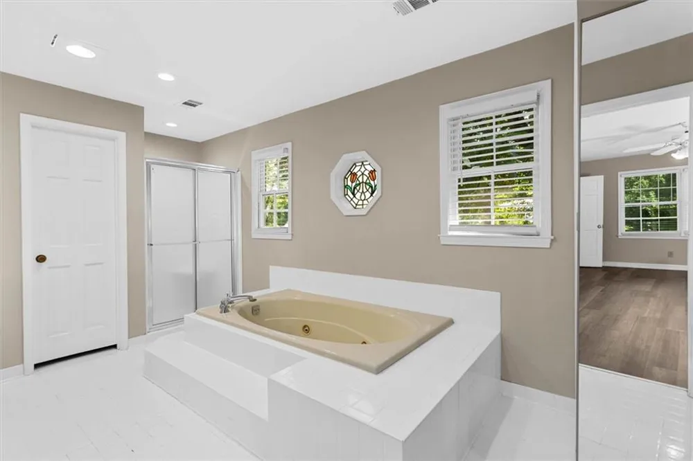 3722 Southgate Drive SW Lilburn, GA 30047