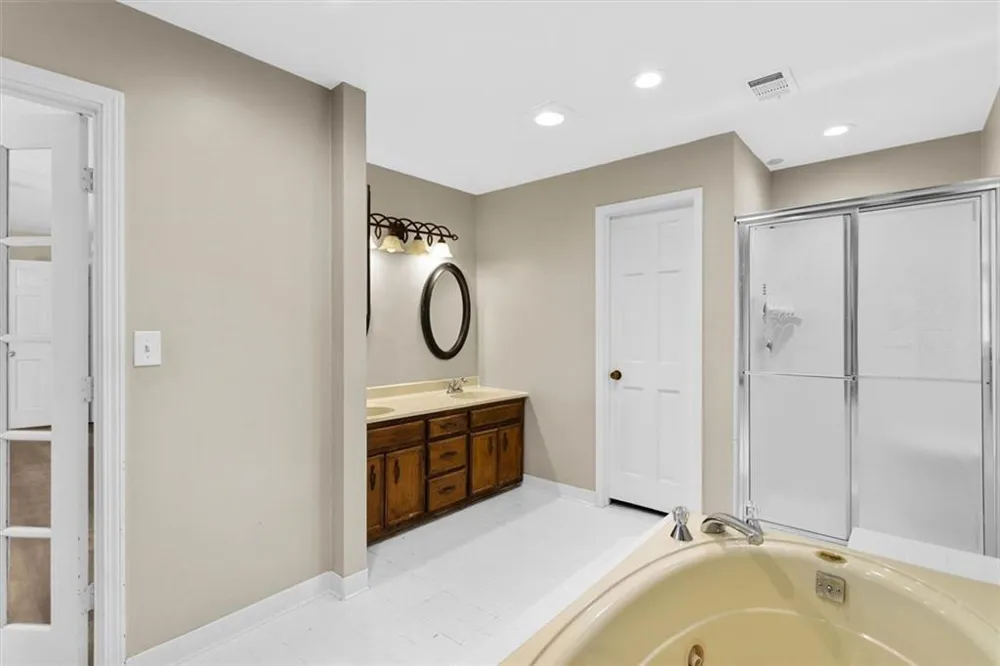 3722 Southgate Drive SW Lilburn, GA 30047