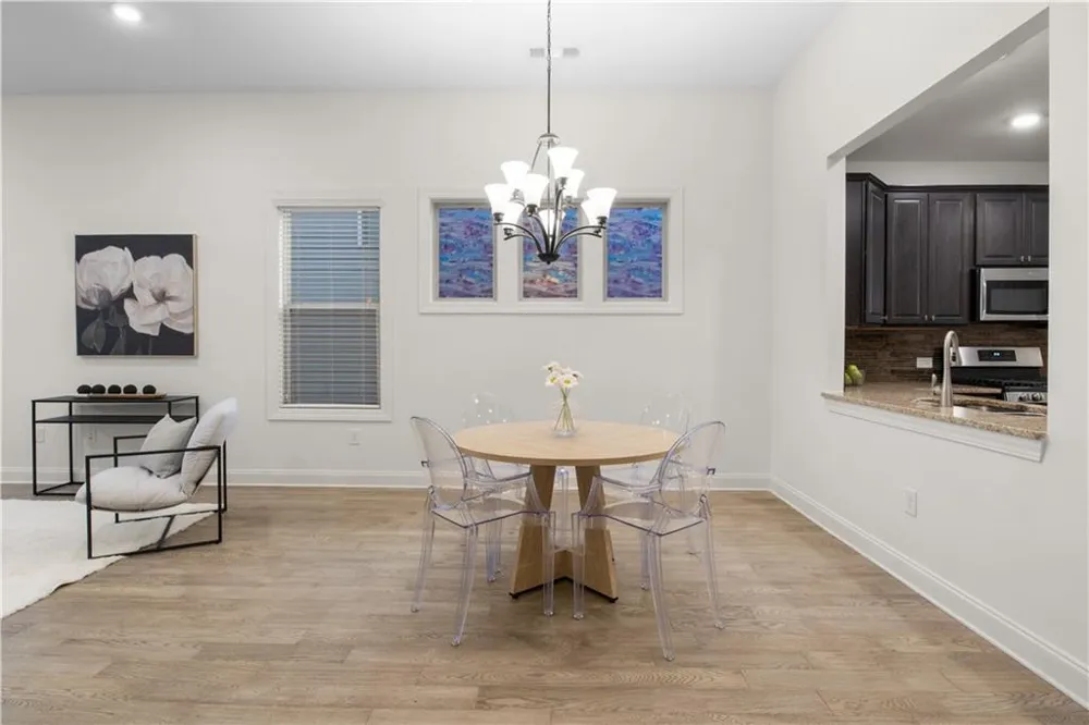 321 Cottonwood Circle Peachtree City, GA 30269