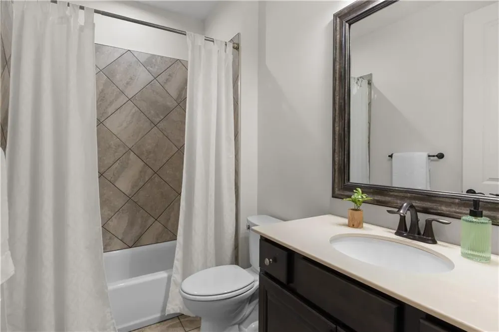 321 Cottonwood Circle Peachtree City, GA 30269