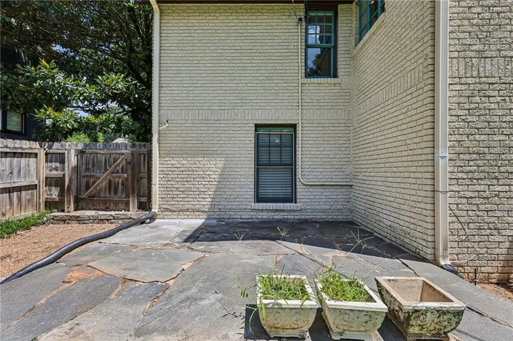 13 Kensington Road Avondale Estates, GA 30002