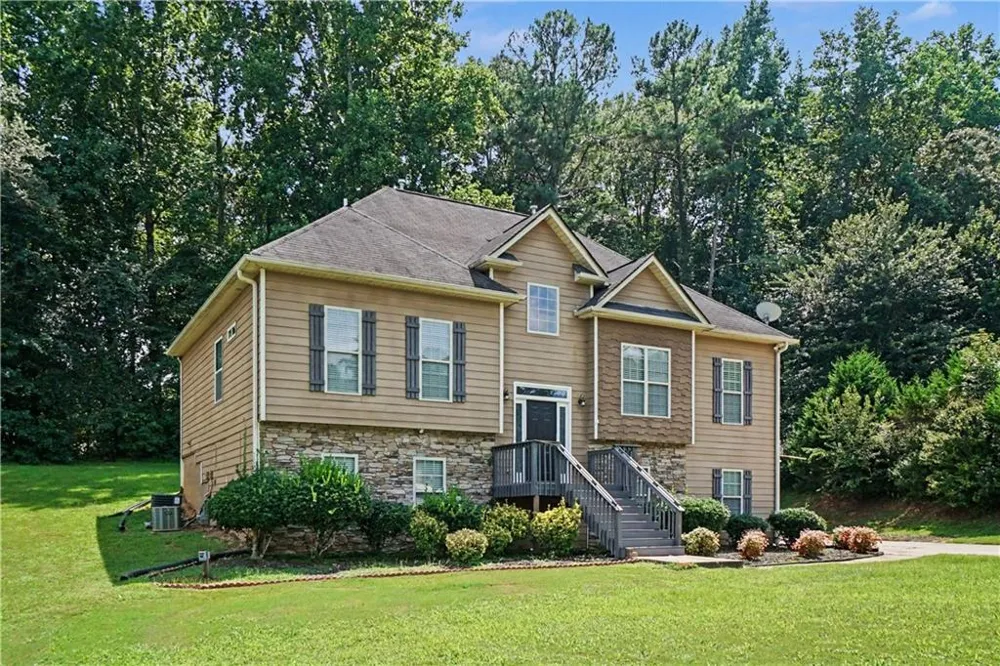60 Ashley Pointe Drive Hiram, GA 30141
